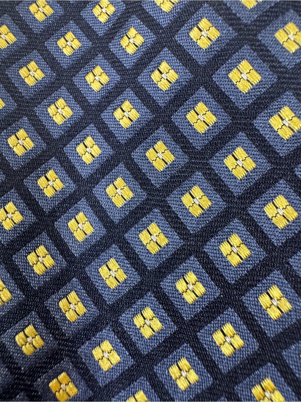 Izod Navy and Yellow Geometric Silk Tie - Picture 3 of 5